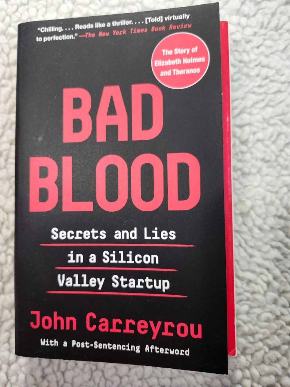 Bad Blood John Carreyrou Trade Paperback Vintage Books 2020 Theranos
